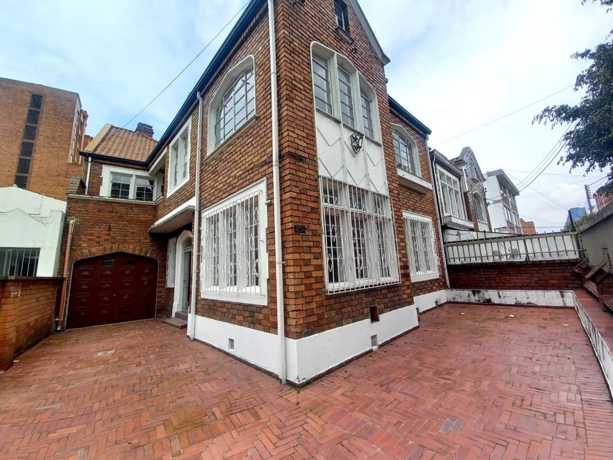 Casa En Arriendo - Marly, Bogota