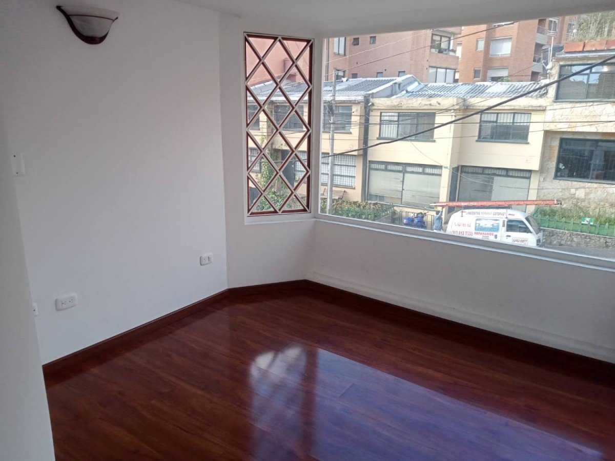 Casa En Arriendo - Los Rosales, Bogota