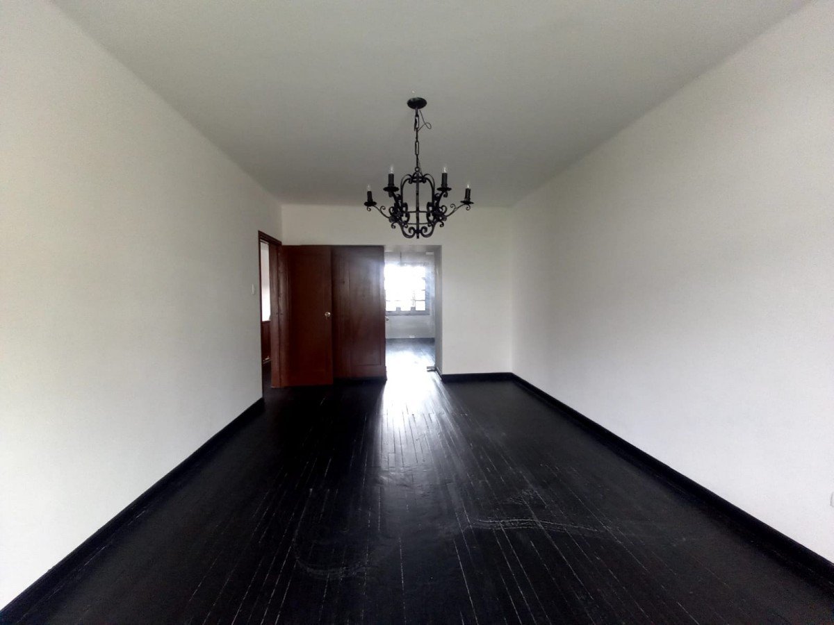 Casa En Arriendo - Marly, Bogota