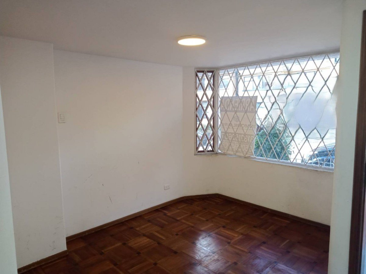 Casa En Arriendo - Los Rosales, Bogota