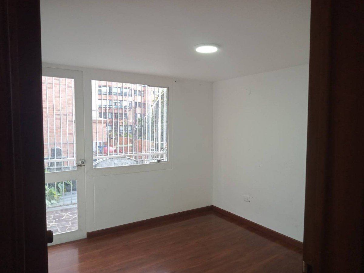 Casa En Arriendo - Los Rosales, Bogota