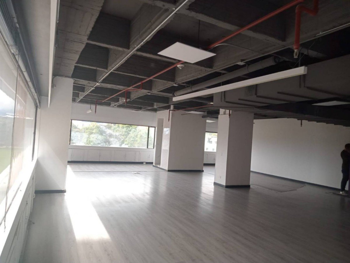 Oficina En Arriendo - Chico Navarra, Bogota