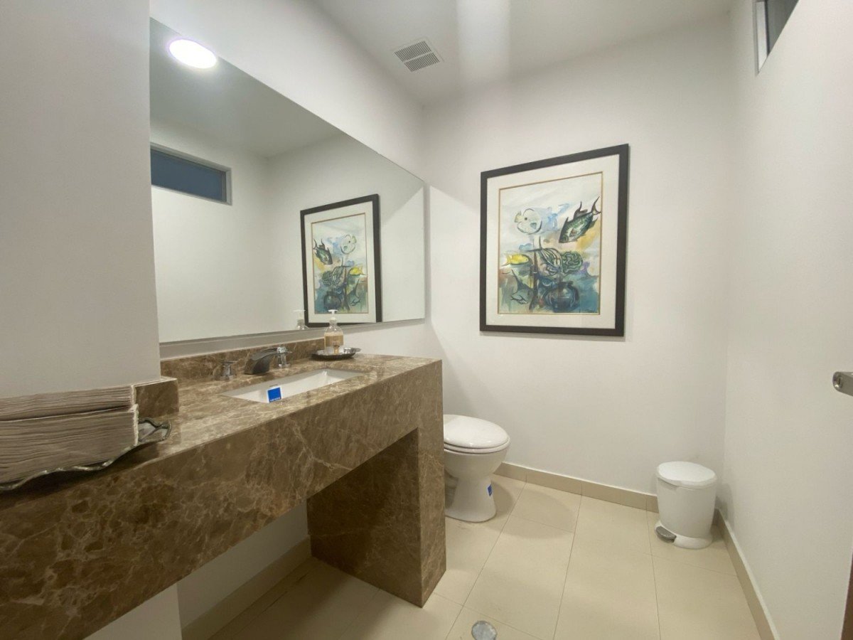 Casa En Arriendo - El Nogal, Bogota