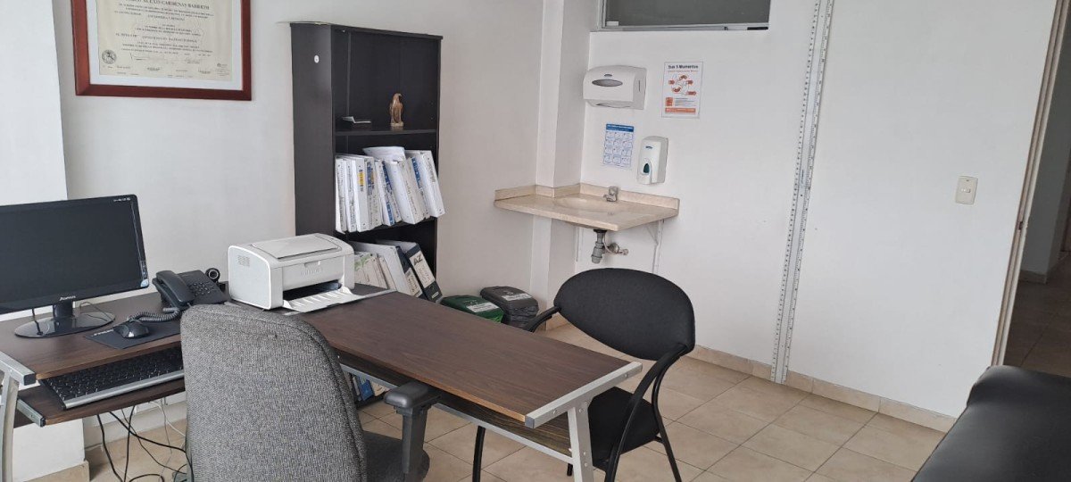 Casa En Arriendo - Batan, Bogota