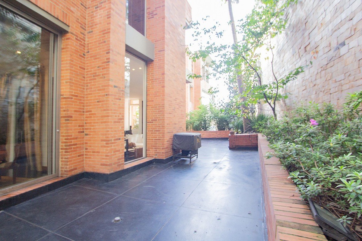 Casa En Arriendo - La Cabrera, Bogota