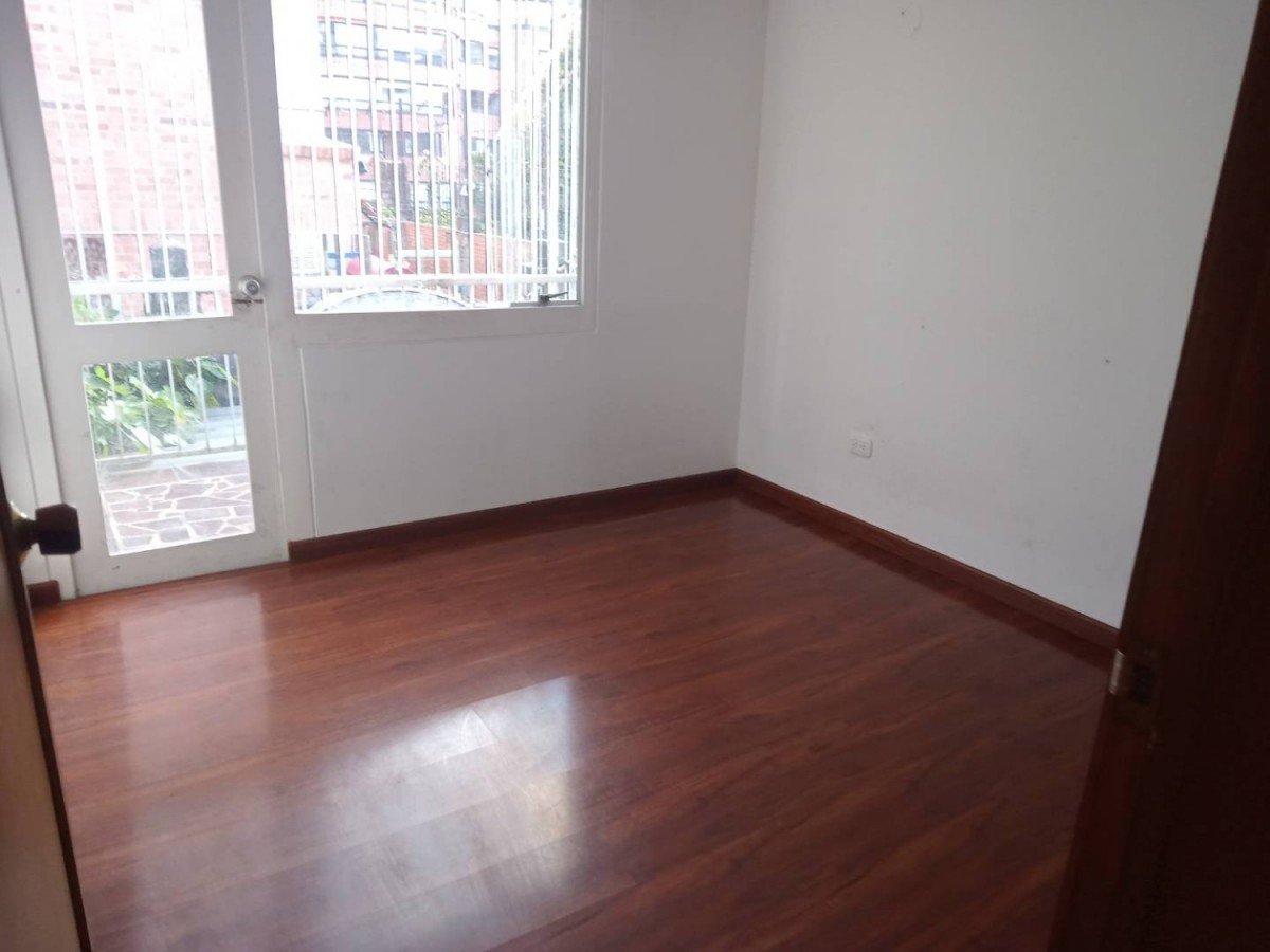 Casa En Arriendo - Los Rosales, Bogota