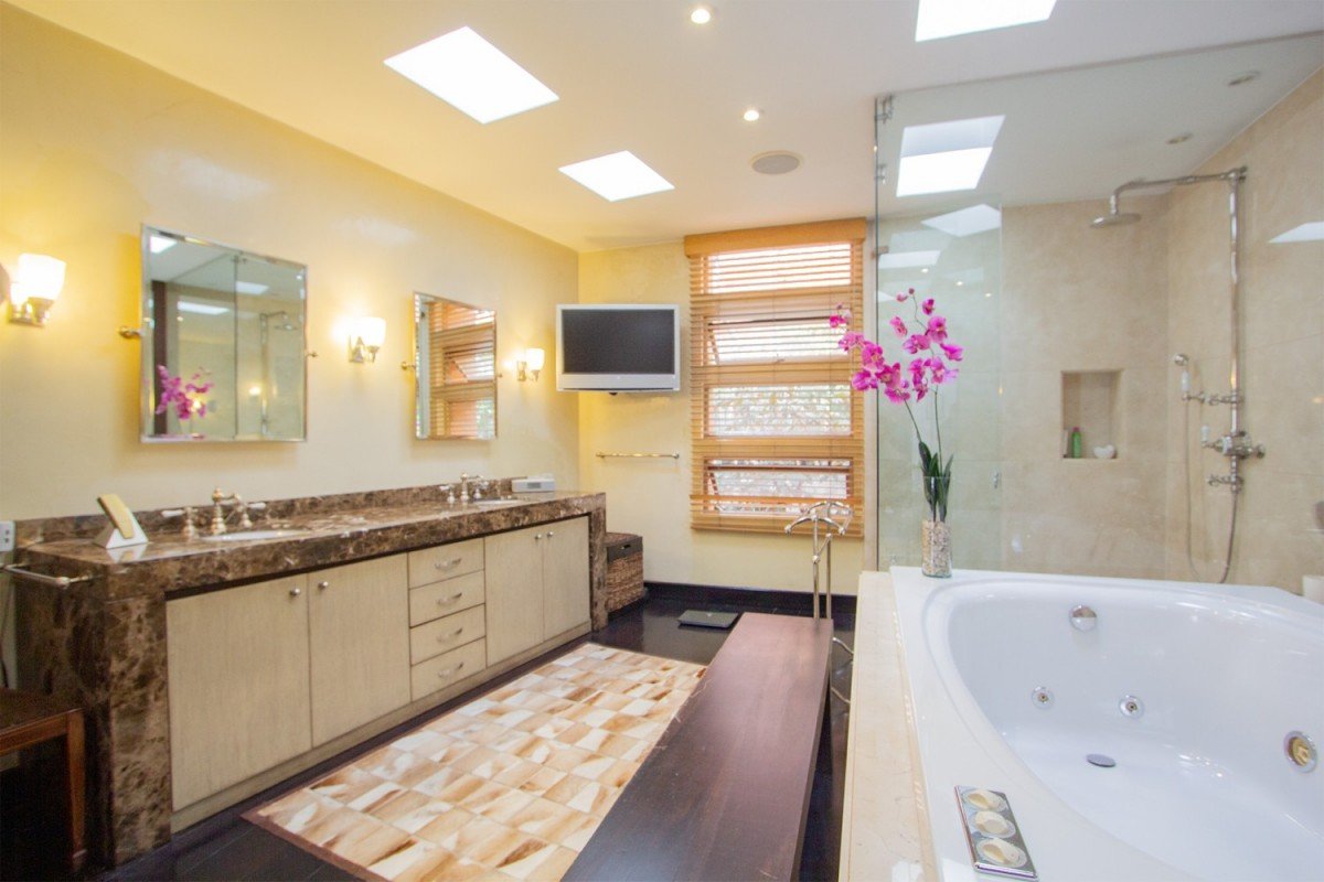 Casa En Arriendo - La Cabrera, Bogota