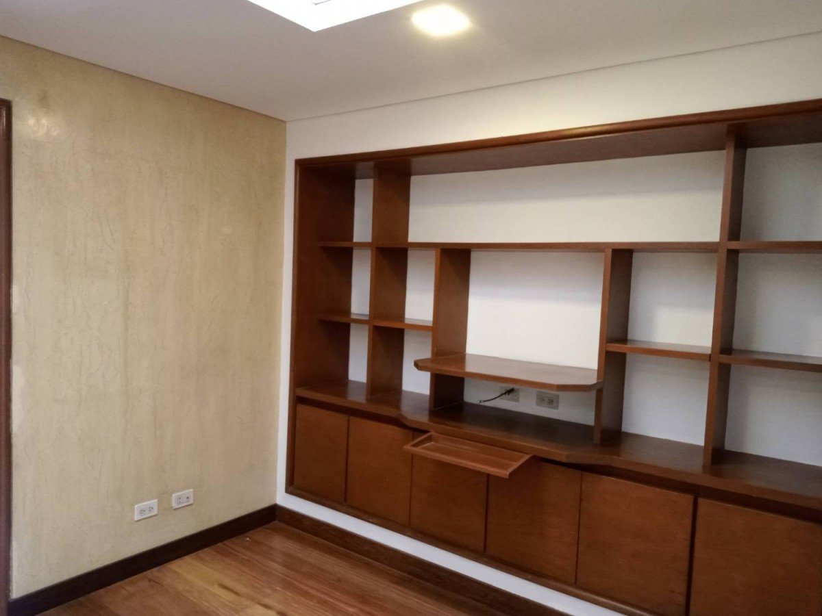 Apartamento En Arriendo - Los Rosales, Bogota
