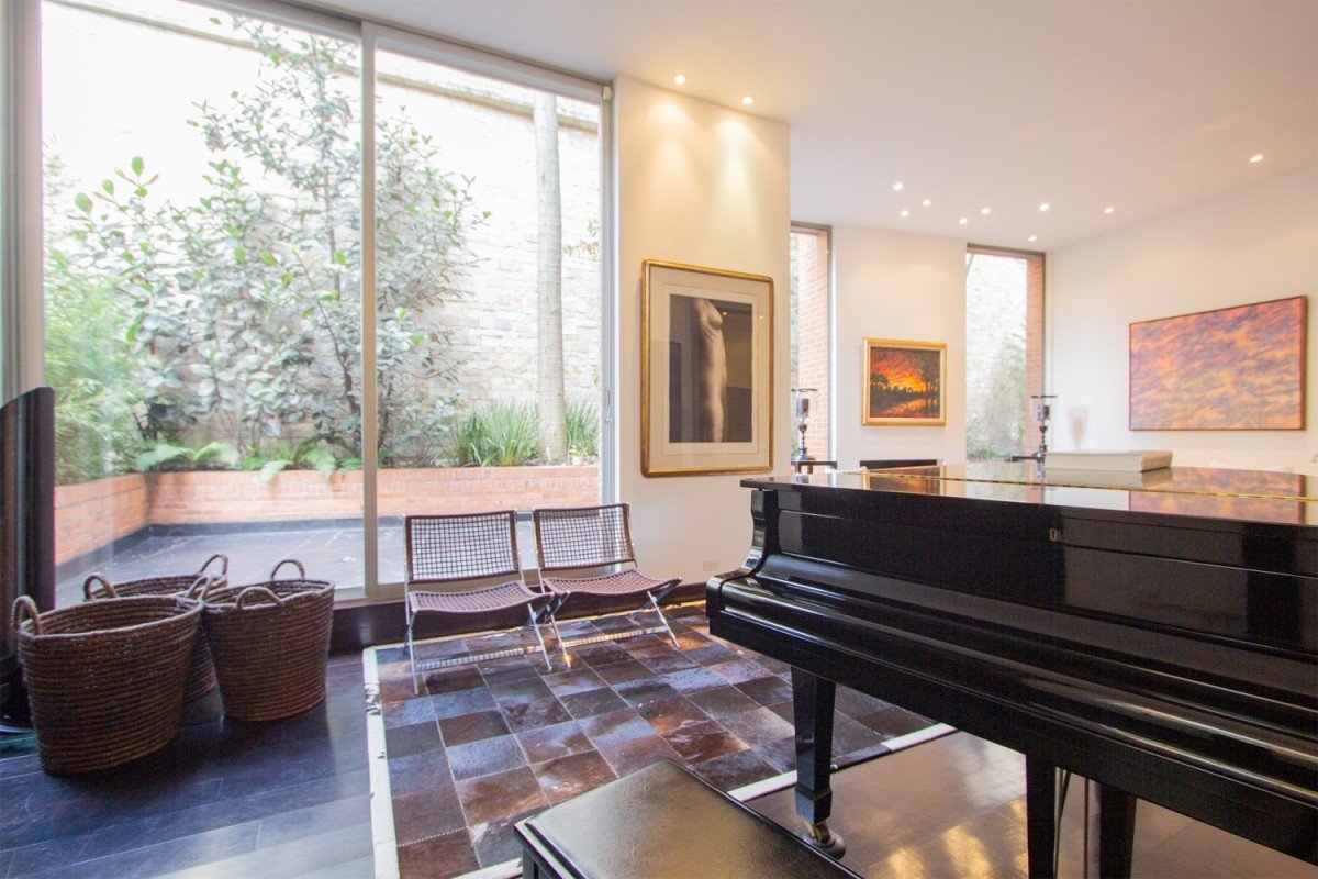 Casa En Arriendo - La Cabrera, Bogota