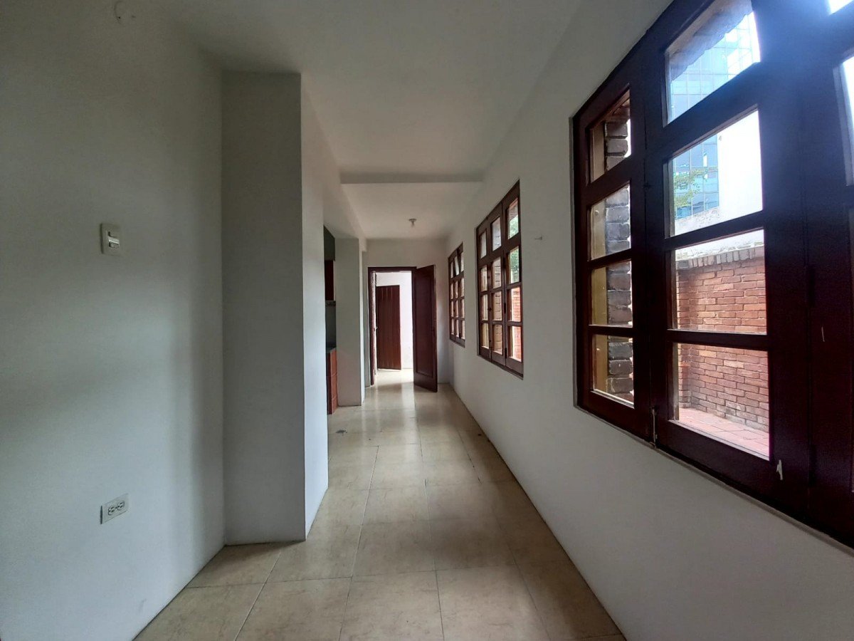 Casa En Arriendo - Marly, Bogota