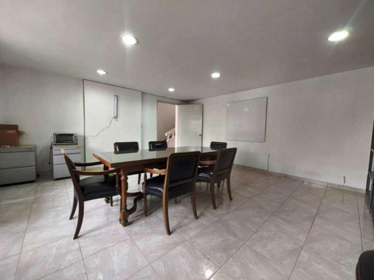 Casa En Arriendo - Santa Barbara, Bogota