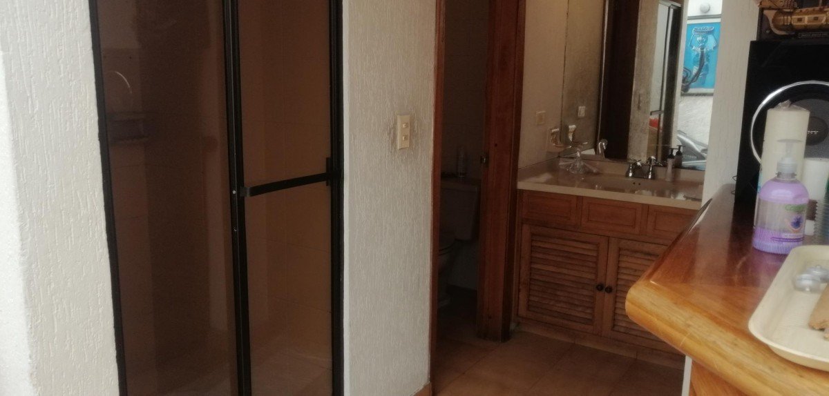 Casa En Arriendo - Santa Barbara Central, Bogota