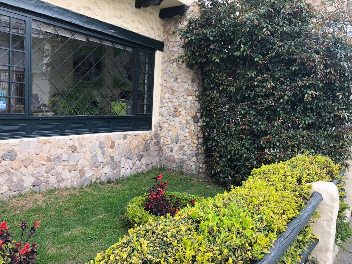 Casa En Arriendo - Santa Barbara, Bogota