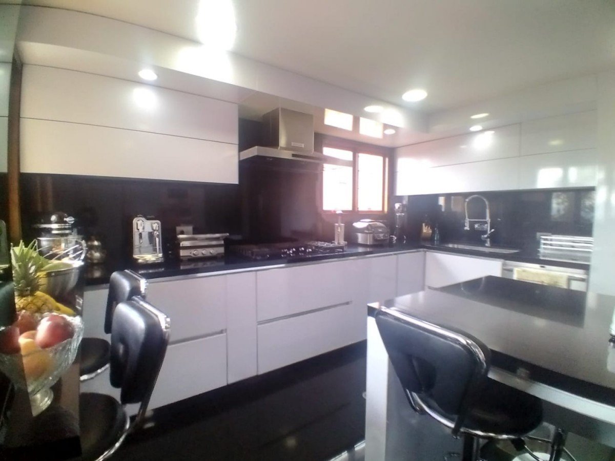 Casa En Arriendo - Bosque De Pinos, Bogota