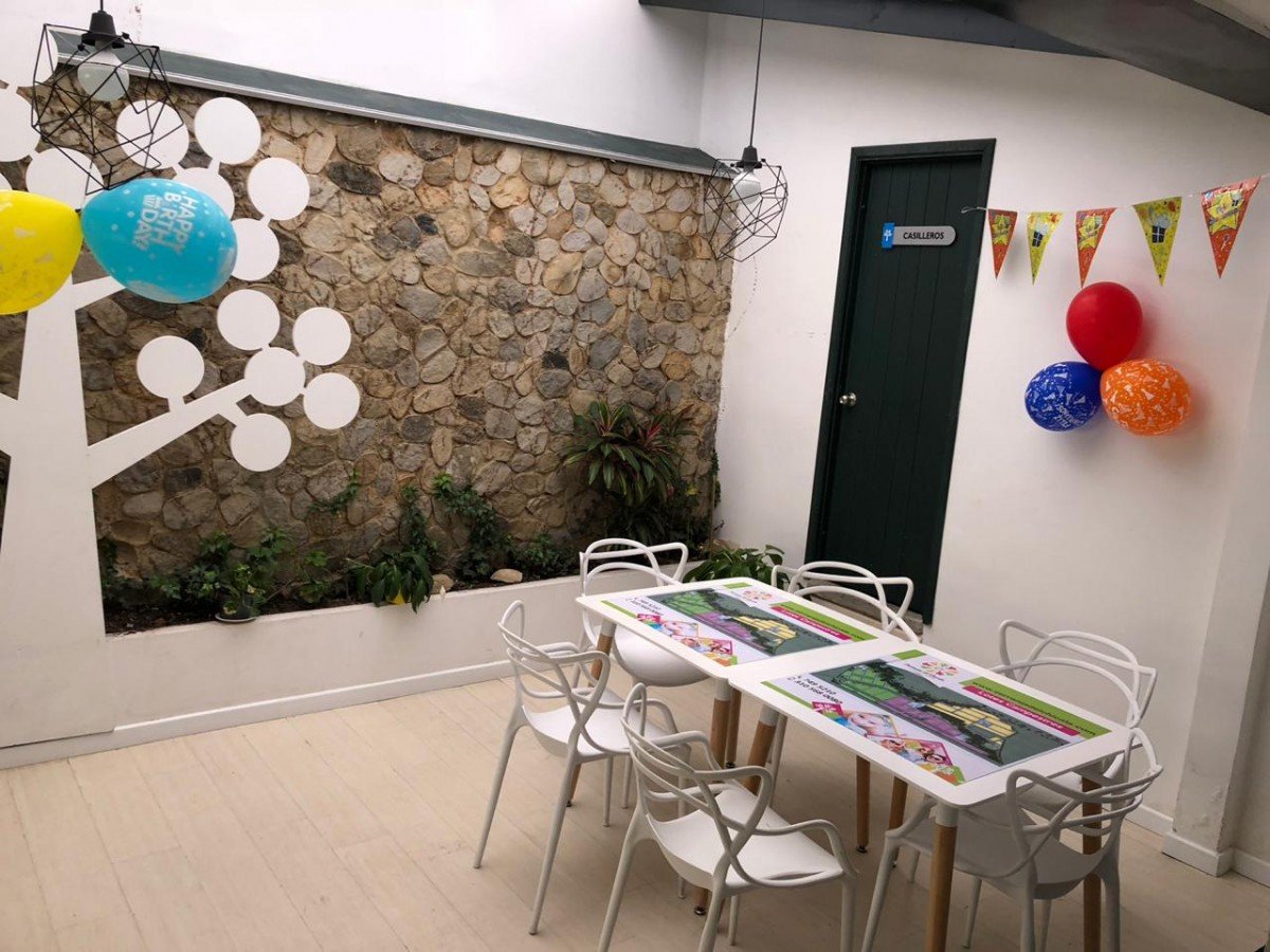 Casa En Arriendo - Santa Barbara, Bogota