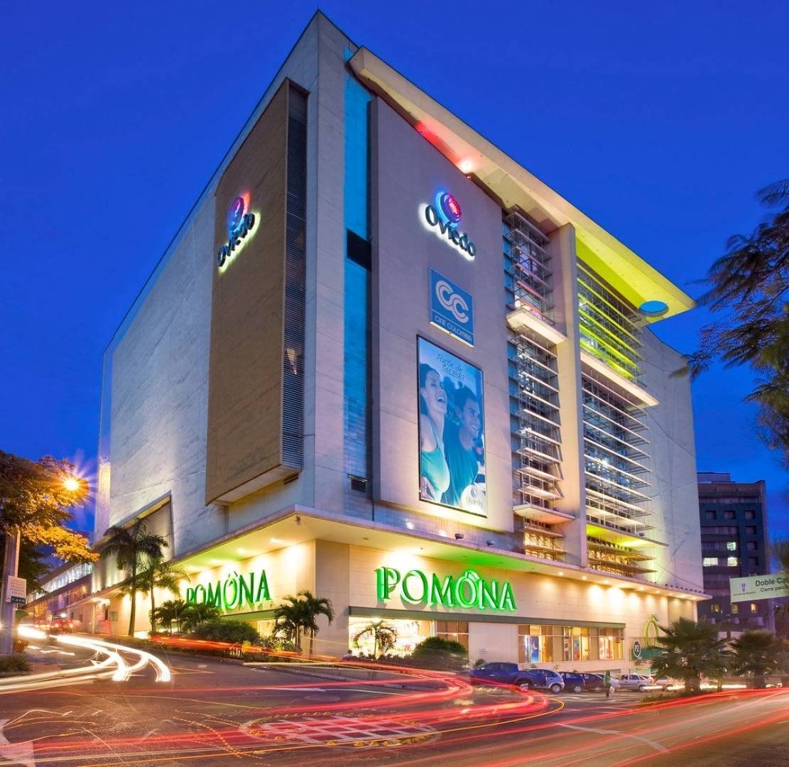 Local En Venta - Altos Del Poblado, Medellín